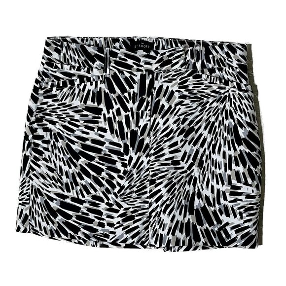 WHBM NWT 5-inch Smooth Stretch  Shorts Sz 2 Abstract Black Beige Print - Picture 1 of 4